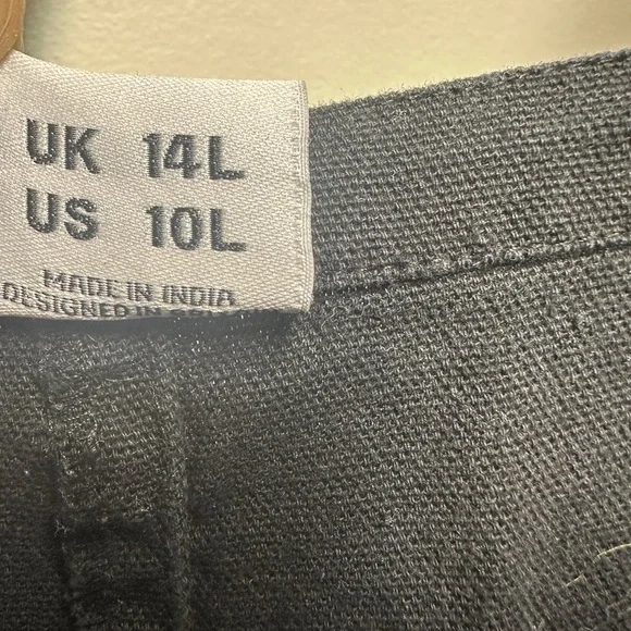 Lucy & Yak - Una Cotton Dungarees in Black - Picture 5 of 6